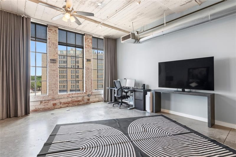 1122 Jackson Street # 402, Dallas TX 75202 - Photo 13