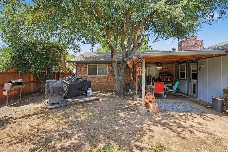 3610 Chime Street, Irving TX 75062 - Photo 11