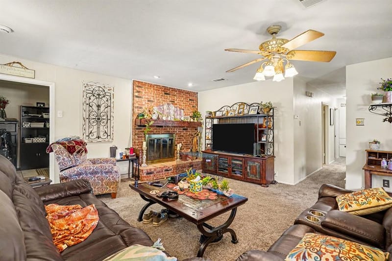 3610 Chime Street, Irving TX 75062 - Photo 4
