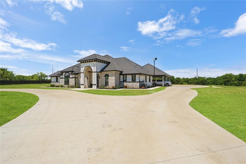 7381 Mesquite Ridge, Sanger TX 76266 - Photo 5