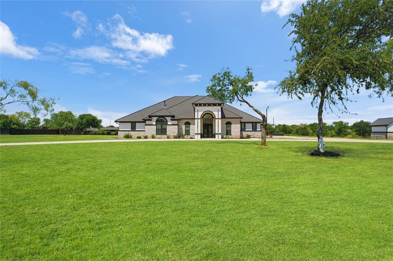 7381 Mesquite Ridge, Sanger TX 76266 - Photo 4