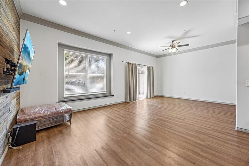 1325 Summerset Lane, Burleson TX 76028 - Photo 6