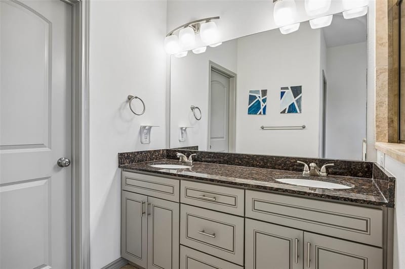 1325 Summerset Lane, Burleson TX 76028 - Photo 17