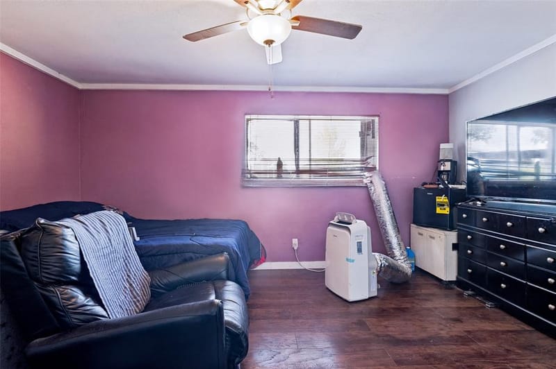 422 N Holiday Drive, Grand Prairie TX 75052 - Photo 16