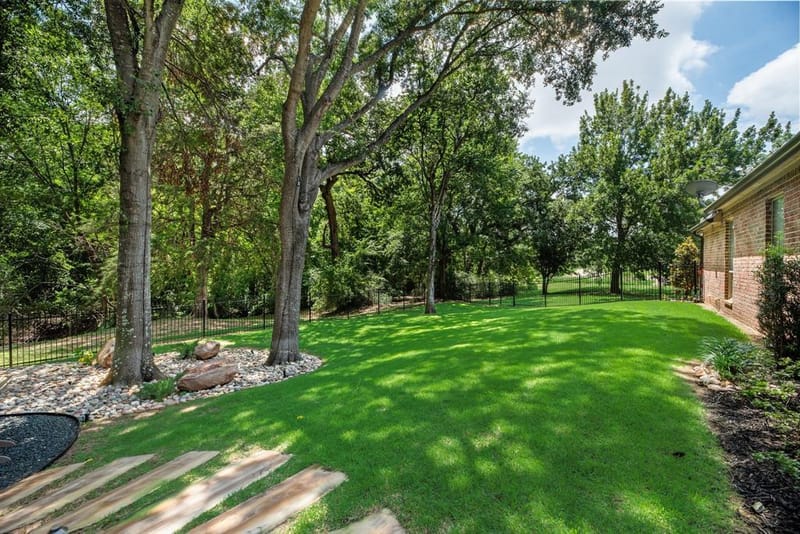 2000 Scott Place, Corsicana TX 75110 - Photo 9