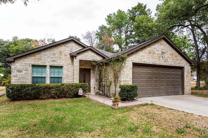 816 Elmo Drive, Seagoville TX 75159 - Photo 2