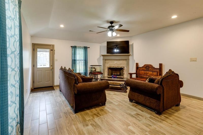 816 Elmo Drive, Seagoville TX 75159 - Photo 6