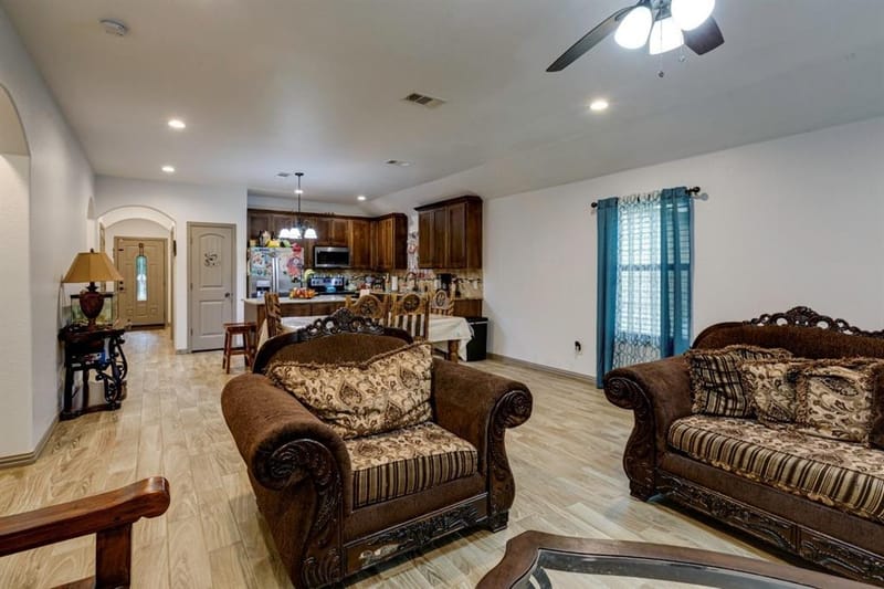 816 Elmo Drive, Seagoville TX 75159 - Photo 8