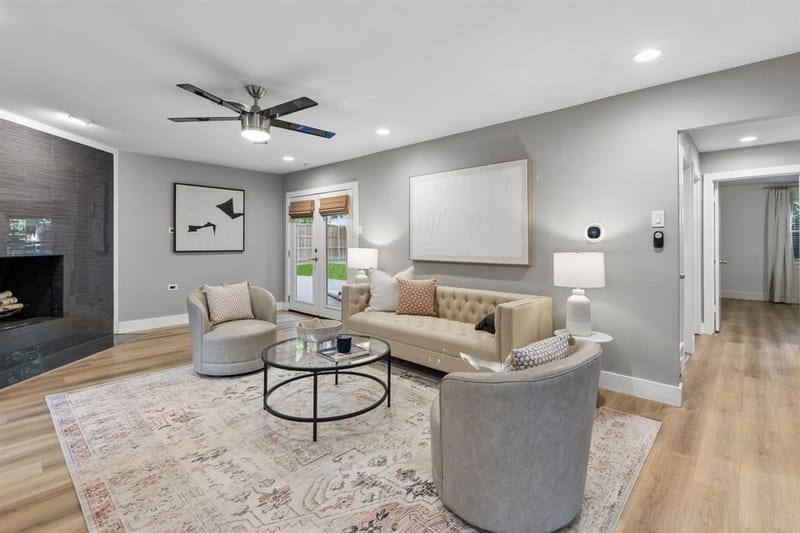 10647 Chesterton Drive, Dallas TX 75238 - Photo 12