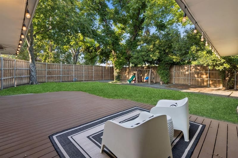 10647 Chesterton Drive, Dallas TX 75238 - Photo 25