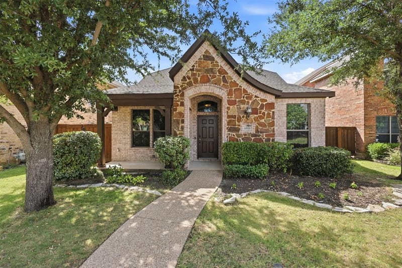 6918 Nava, Grand Prairie TX 75054