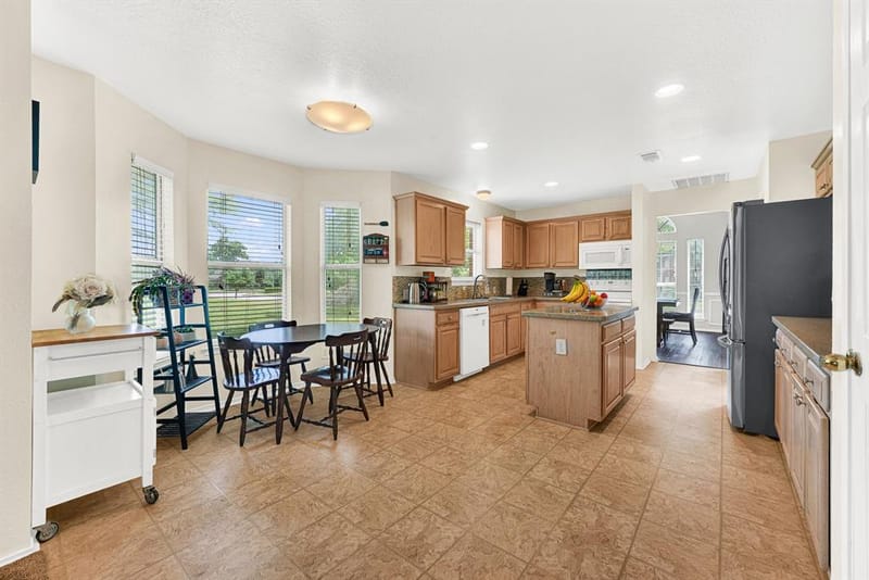 3909 Bermuda Drive, Rowlett TX 75088 - Photo 11