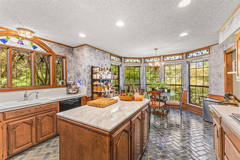 1190 Whispering Oaks Drive, DeSoto TX 75115 - Photo 6