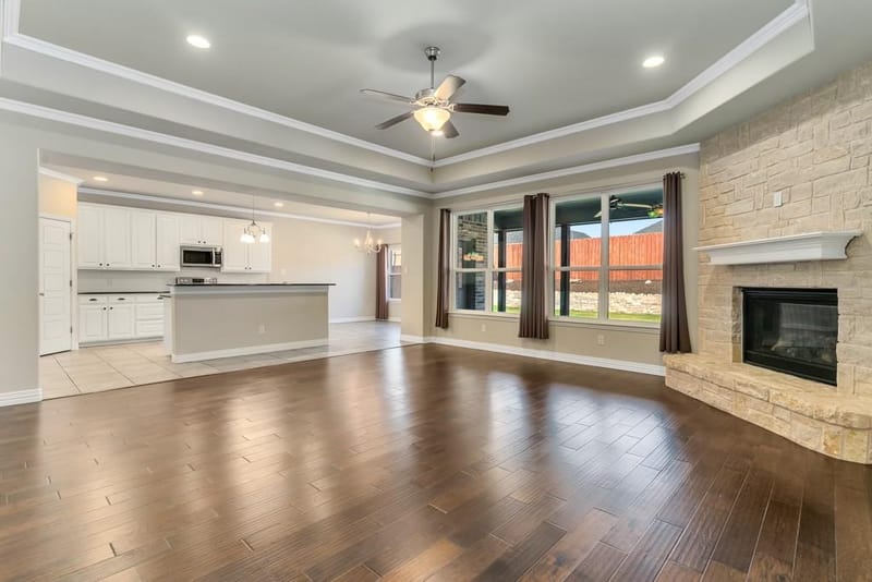 808 Chestnut Grove Drive, Cleburne TX 76033 - Photo 6