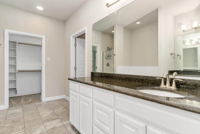 808 Chestnut Grove Drive, Cleburne TX 76033 - Photo 16
