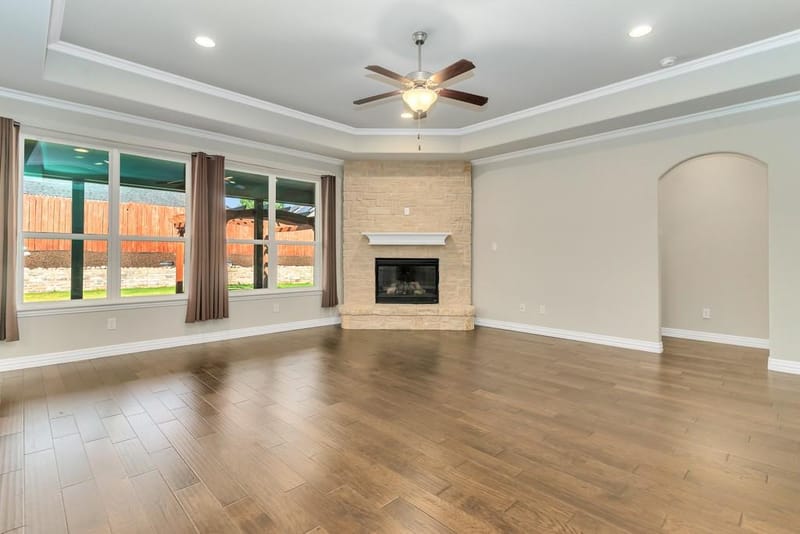 808 Chestnut Grove Drive, Cleburne TX 76033 - Photo 7