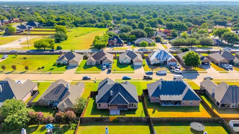 808 Chestnut Grove Drive, Cleburne TX 76033 - Photo 32