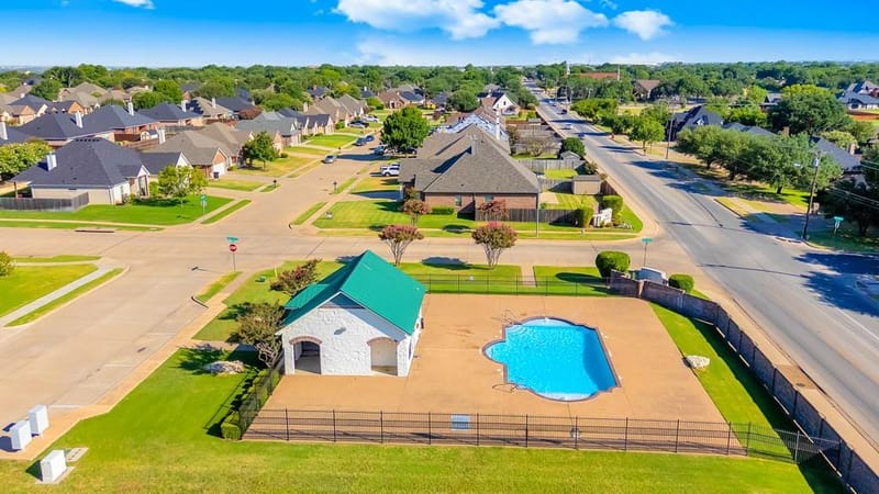 808 Chestnut Grove Drive, Cleburne TX 76033 - Photo 34