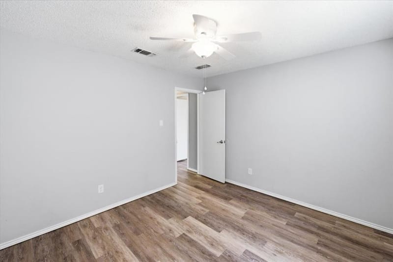 200 Almond Lane, Euless TX 76039 - Photo 20