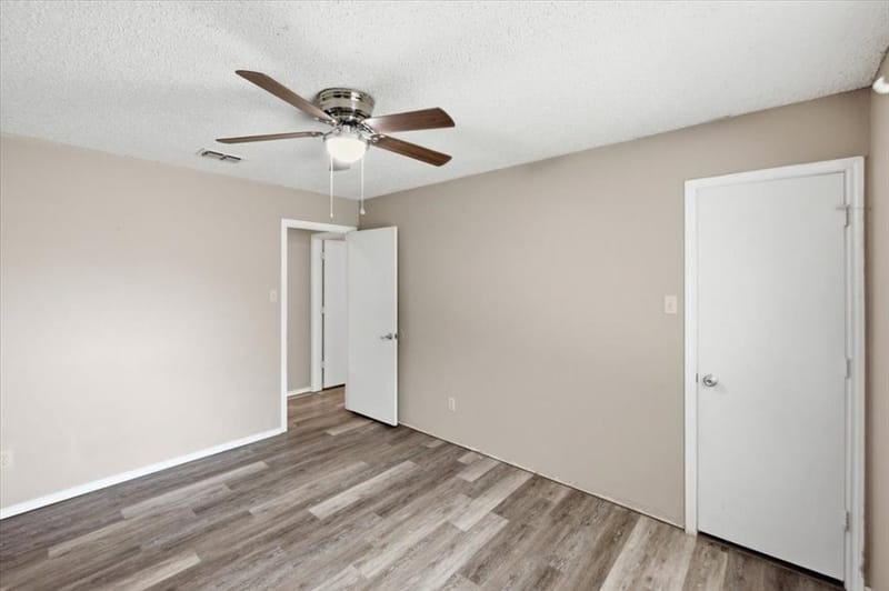 200 Almond Lane, Euless TX 76039 - Photo 18