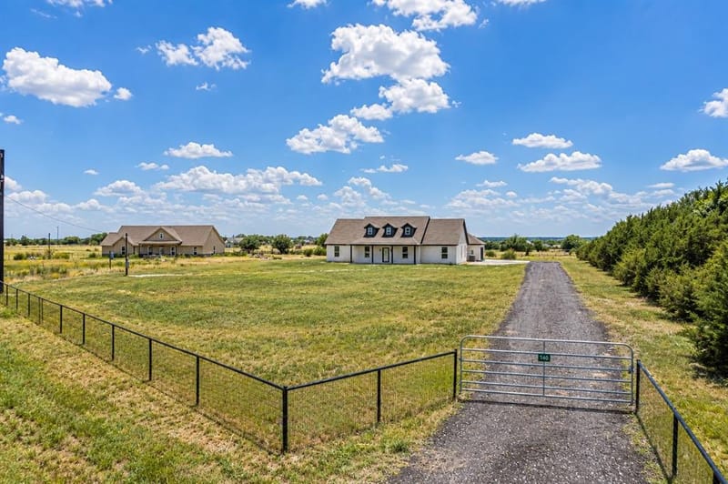 140 Alamo Road, Weatherford TX 76088 - Photo 4