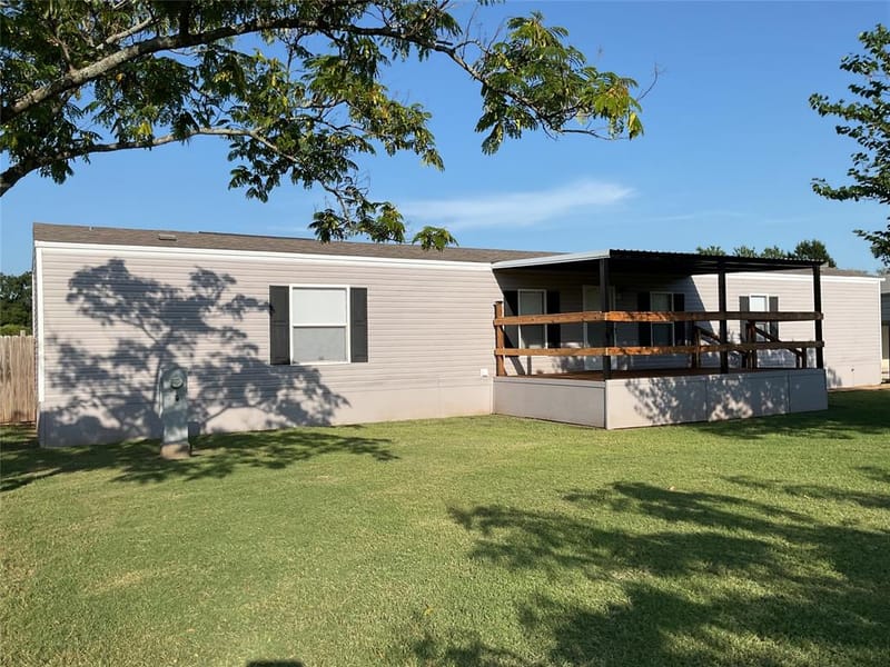 118 Willow Ridge Circle, Southmayd TX 75092 - Photo 2