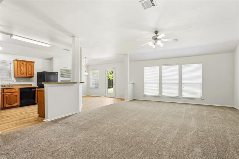 2712 Mockingbird Street, Royse City TX 75189 - Photo 7
