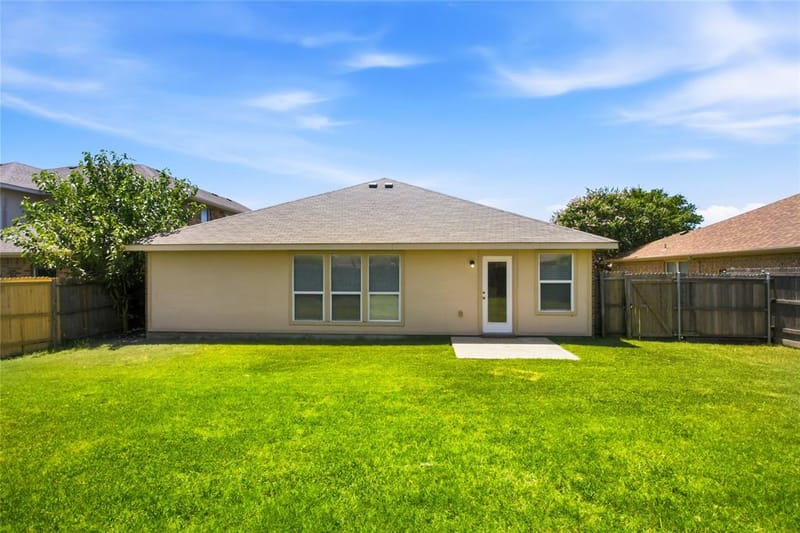 2712 Mockingbird Street, Royse City TX 75189 - Photo 29