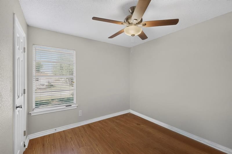 4513 Blue Lake Court, Fort Worth TX 76103 - Photo 27