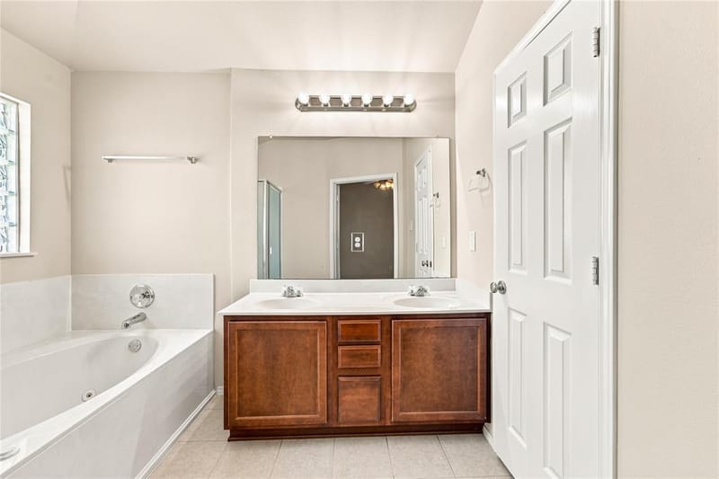 6541 Serena Lane, Waco TX 76712 - Photo 28