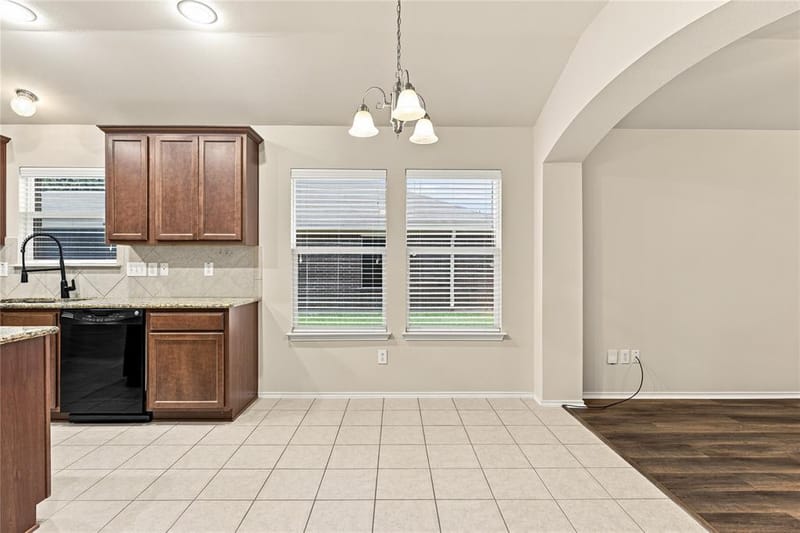 6541 Serena Lane, Waco TX 76712 - Photo 15