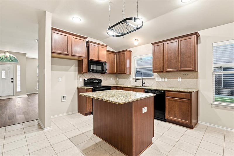 6541 Serena Lane, Waco TX 76712 - Photo 11