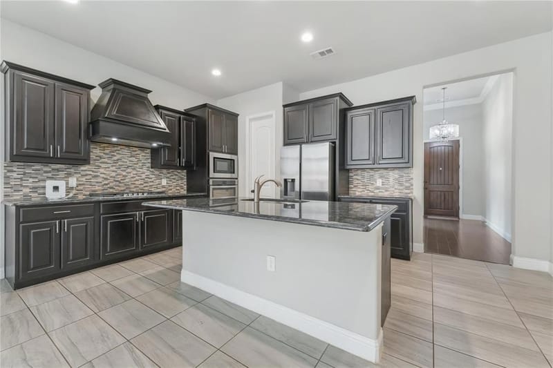 3421 Poinsettia Way, Irving TX 75038 - Photo 6