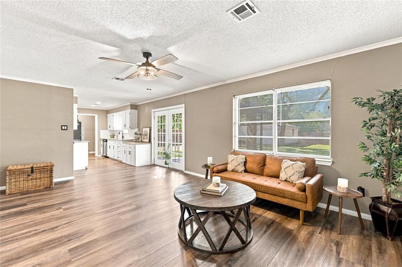 4506 Kendall Lane, Waco TX 76705 - Photo 12