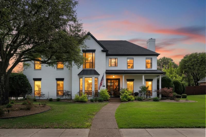 1107 Travis Court, Southlake TX 76092 - Photo 2