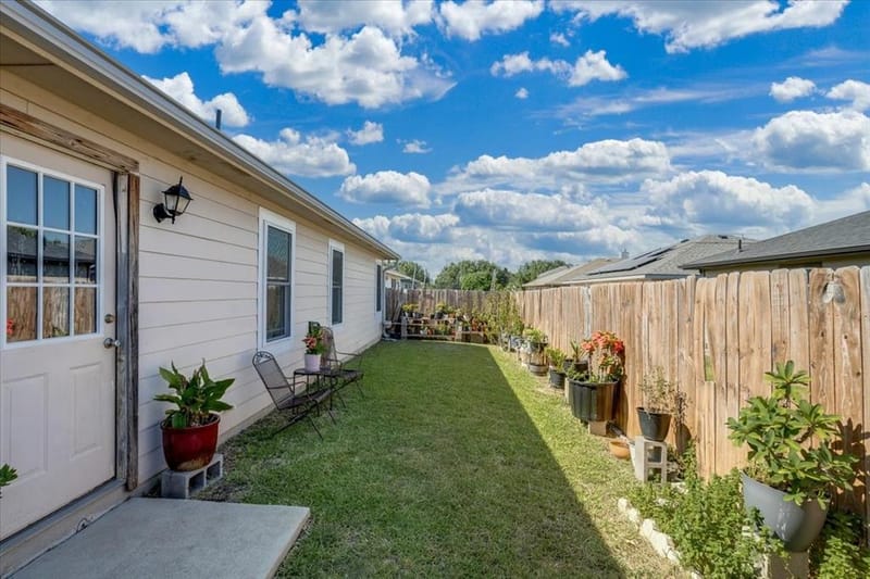 2612 Diver Court, Fort Worth TX 76119 - Photo 31