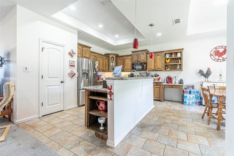 1305 E Apache Trail, Granbury TX 76048 - Photo 30