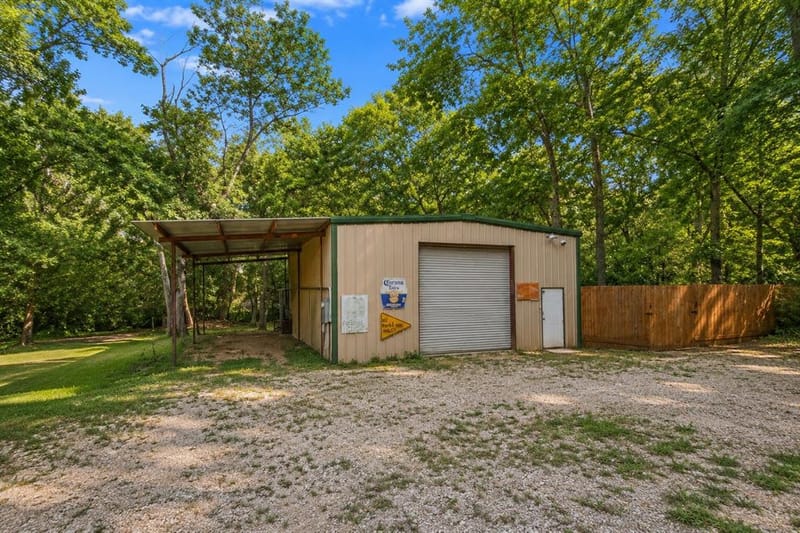 1872 Nokomis Road, Lancaster TX 75146 - Photo 35