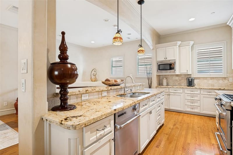 3907 Cole Avenue # 3, Dallas TX 75204 - Photo 10
