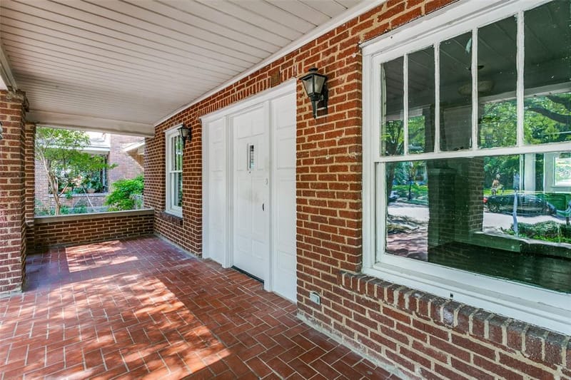 2212 Lipscomb Street, Fort Worth TX 76110 - Photo 3