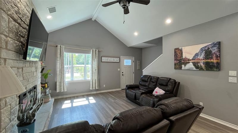 206 Beckham Street W, Sulphur Springs TX 75482 - Photo 4