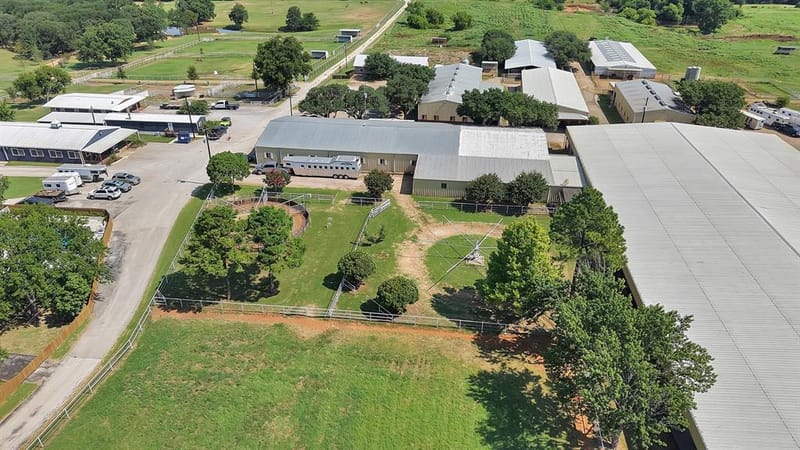 15135 E Fm 922, Tioga TX 76271 - Photo 12