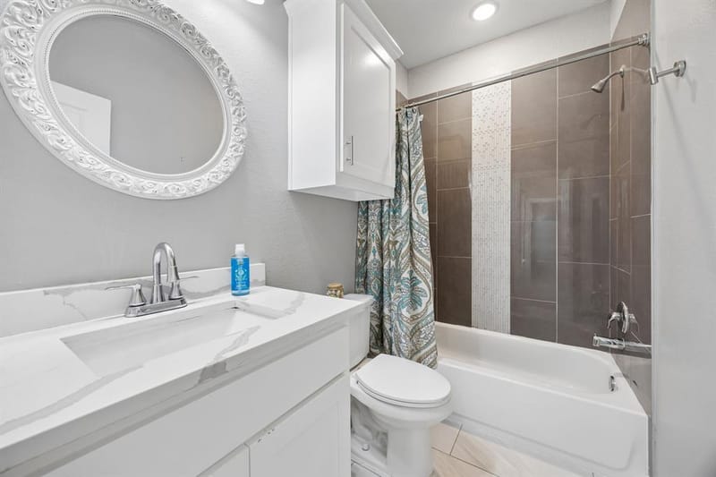 431 W Pioneer Drive, Irving TX 75061 - Photo 22