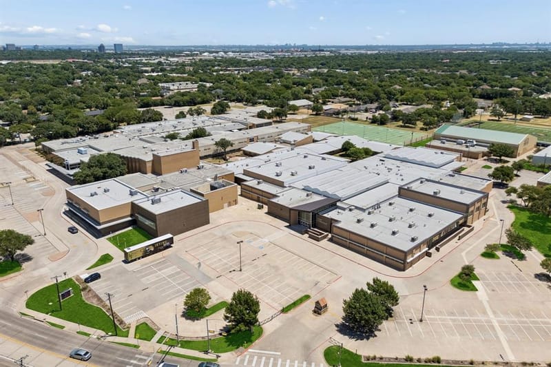431 W Pioneer Drive, Irving TX 75061 - Photo 36