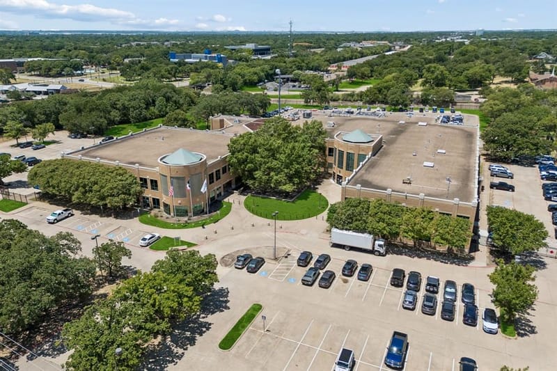 431 W Pioneer Drive, Irving TX 75061 - Photo 33