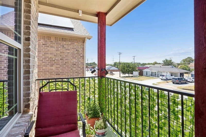 431 W Pioneer Drive, Irving TX 75061 - Photo 31