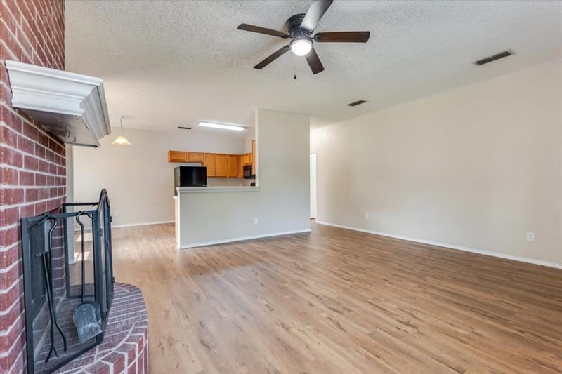 406 Redbud Lane, Tolar TX 76476 - Photo 8