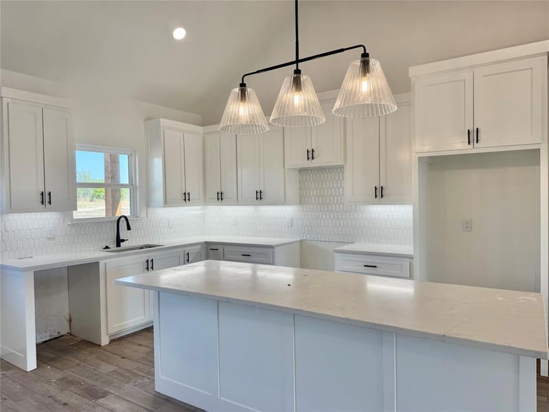 2021 Collin Street, Weatherford TX 76085 - Photo 8