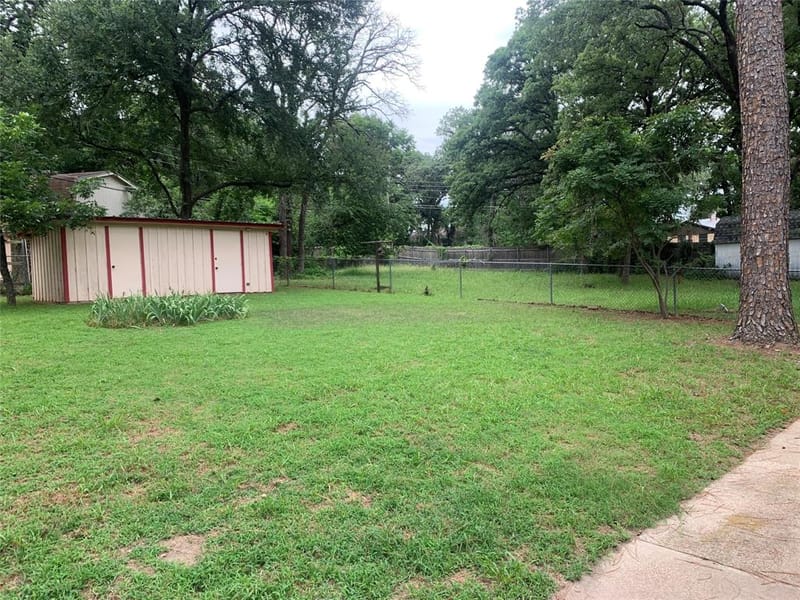 132 Skylark Drive, Azle TX 76020 - Photo 15