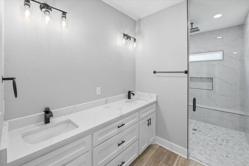 13015 Rainier Drive, Woodway TX 76712 - Photo 13